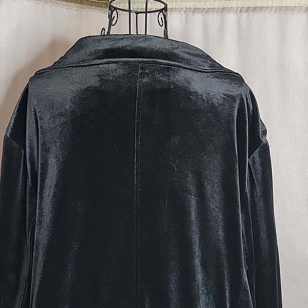 BAGATELLE Black‎ Velvet Jacket - Picture 5 of 7